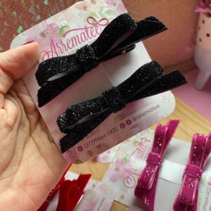 Lacinho Zoe - Veludo Glíter - Tamanho P - Preto