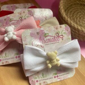 Laço Letícia Cotelê - Aplique de Urso - Escolha a cor